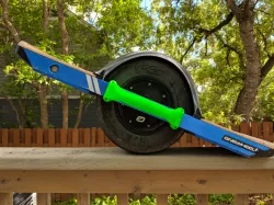 The OneHandle M