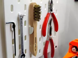 Wire Brush holder for ikea skaids T-Nuts - Hazet 2131