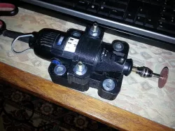 Dremel custom vice