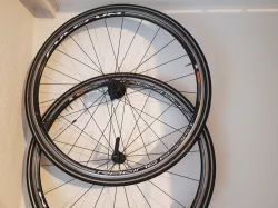 Bicycle wheelset wall mount