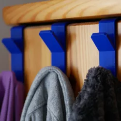 Door coat hanger