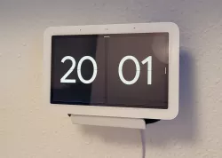 Google Nest Hub Wall Mount