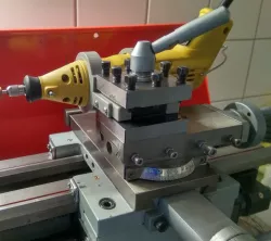Grinder tool holder for lathe