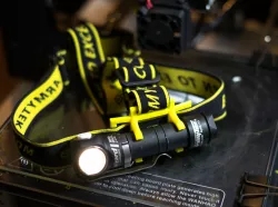 Head mount for Armytek Wizard (+other 18650 lights)