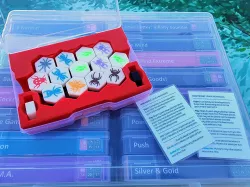 Hive Pocket - Photo Storage Board Game Insert Collection