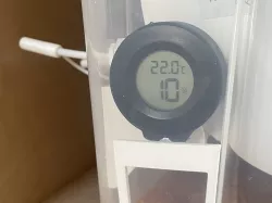 Hygrometer Clip