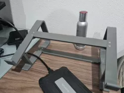 Laptop Stand by JannesV Remix