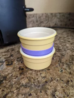 Ramekin stacker holder