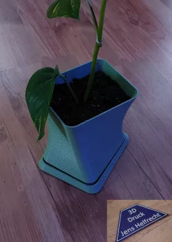 Twisted Plant Pot