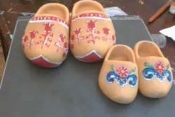 Wooden Clog Shoe Dolls