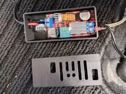 XL4015 CC CV buck converter case with space for output diode
