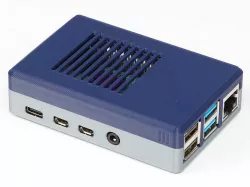 Yet another Pi-4 Case