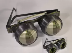 Blinking Cat Glasses