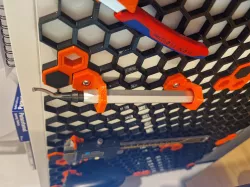 Deburr tool holder (for Honeycomb storage wall)