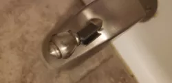 deSQUEALanator