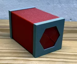 Folded box 43x43x70mm