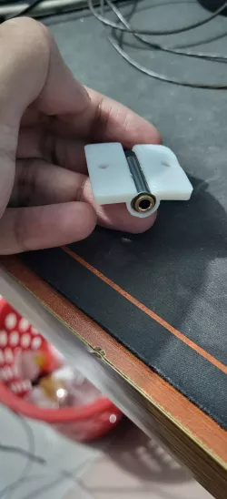 3.5mm headphone extension jack holder