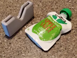 Applesauce Pouch Squeezer
