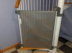 Baby or Pet Gate for Spiral Staircase (Babepai)