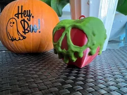 Disney Snow White Apple