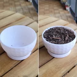 Golf ball planter pot with drainage