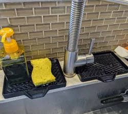Kitchen/Bathroom Draining Soap Tray