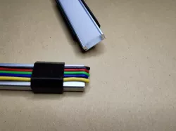 LED-aluminium-profile wire strain relief clip for 5x 0.5mm² stranded cores