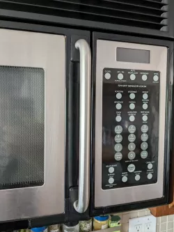 Microwave door handle fix (Frigidaire FMT148GPB1)