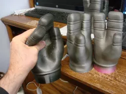 original Robby the Robot Glove 3d  photogrammetry scan