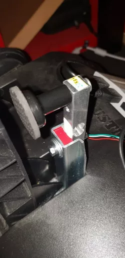 RamjetX Thrustmaster T3PA Load Cell Brake Mod now with Arduino Code