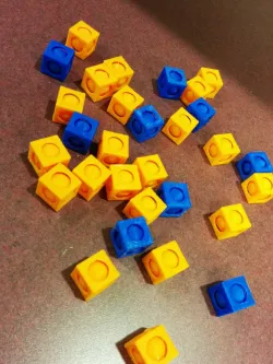 Tiny Cube Gyro