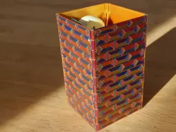 unfolding remote control vase (multiple sizes)