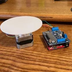Customizable turntable motorized with NEMA 17 stepper