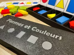 Jeu des formes et couleurs