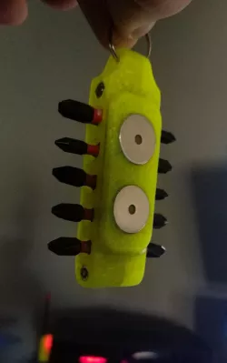 Magnetic bit holder with side magnets