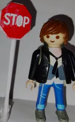 Playmobil sized French stop sign (playmo3D set 1)