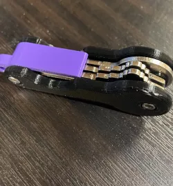 Swiss style key holder spacers