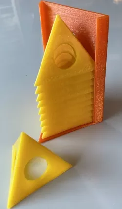 Painter Pyramid Stack Holder