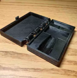 Leaf Twig Razor Case
