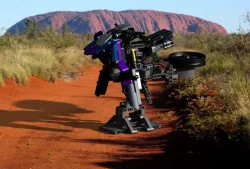42063 Moto Fly