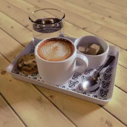 Coffeecup set on a tray 3D model