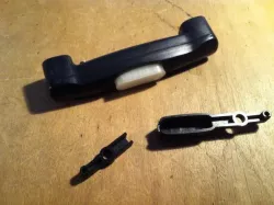 "Skara Wheel" Suitcase handle button