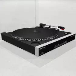 Vinyl Record Player - Turntable 3D model