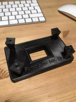 Analog 35mm Film Holder for DSLR Scan