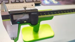 Mitutoyo 200mm Caliper Stand