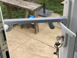 Extended French Door Stay