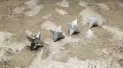 4 PC Caltrop Spikes Low-poly 3D model