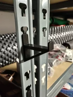 Heavy duty shelf hooks