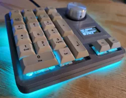 TheUltiPad MK2 - Now with OLED Display and RGB