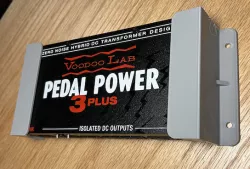 Mounting Bracket for Voodoo Labs Pedal Power 3 Plus